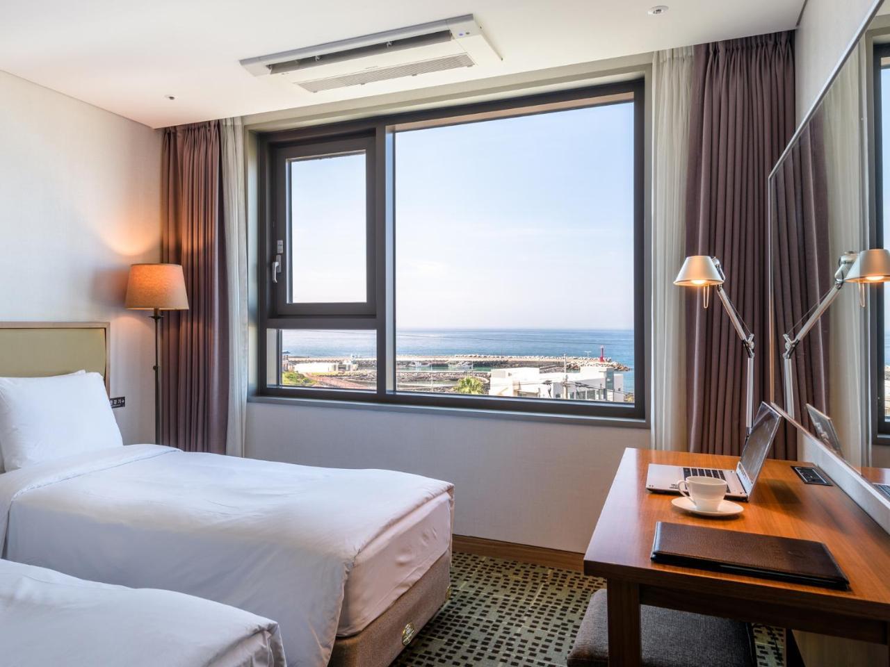 Grabel Hotel Jeju Buitenkant foto